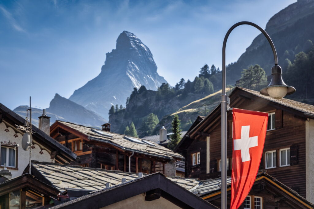 Zermatt Dorf mit Matterhorn im Hintergrund